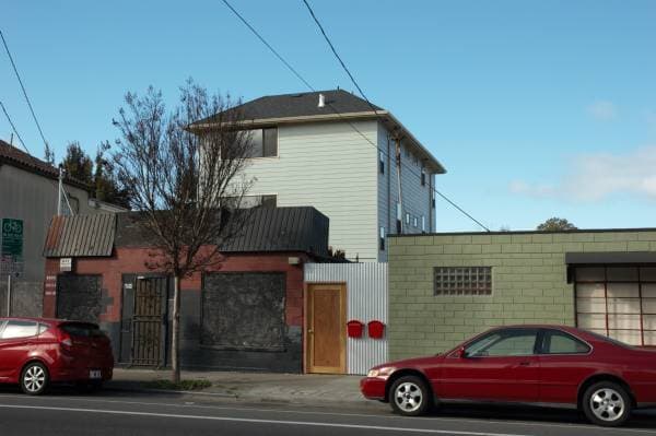 4BR/3BA Townhouse · Berkeley photo 3