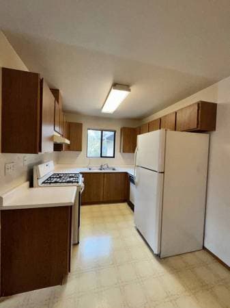 2BR/1BA Apartment on Mission Blvd. · Santa Rosa photo 2