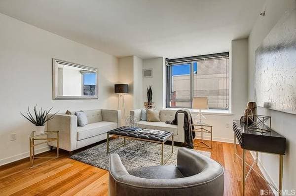Apartments on King St · San Francisco photo 1