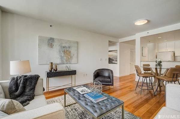 Apartments on King St · San Francisco photo 2