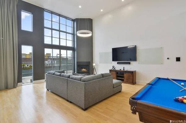 Lofts on Lucerne St · San Francisco photo 4