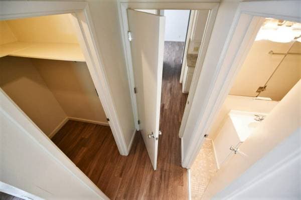 2BR/2BA Apartment on Ellsworth St · Berkeley photo 5
