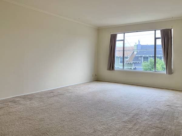 1BR/1BA Apartment · San Francisco photo 2