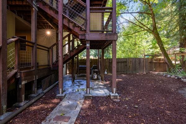 3BR/1BA Single Family House on Old Cazadero Road · Guerneville photo 3