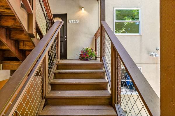 3BR/1BA Single Family House on Old Cazadero Road · Guerneville photo 4