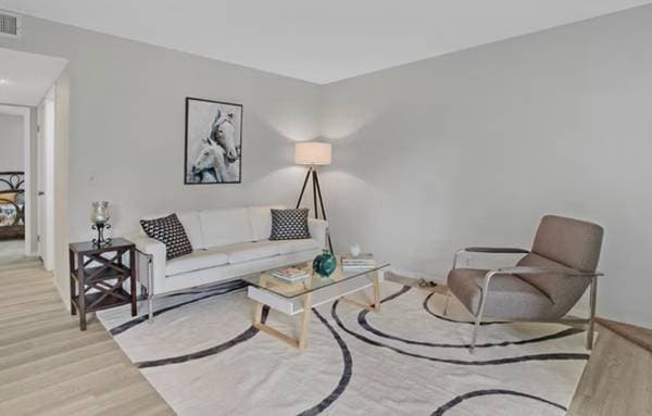 1BR/2BA Condo · El Sobrante photo 1