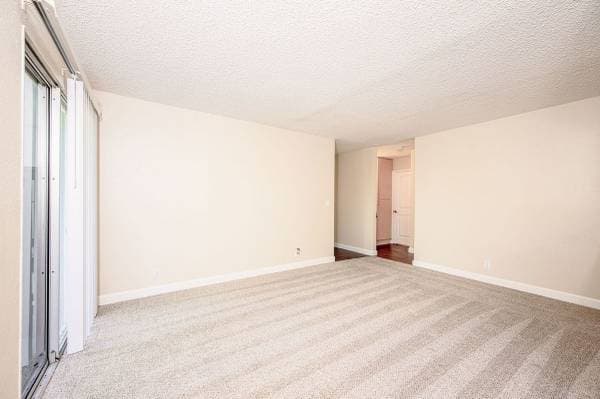 2BR/2BA Apartment on Parkmoor Avenue · San Jose photo 5