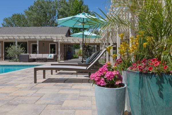 2BR/2BA Apartment on North Lake Drive · Dublin photo 2