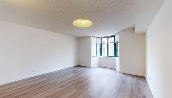1BR/1BA Apartment on O'Farrell Street · San Francisco photo 1