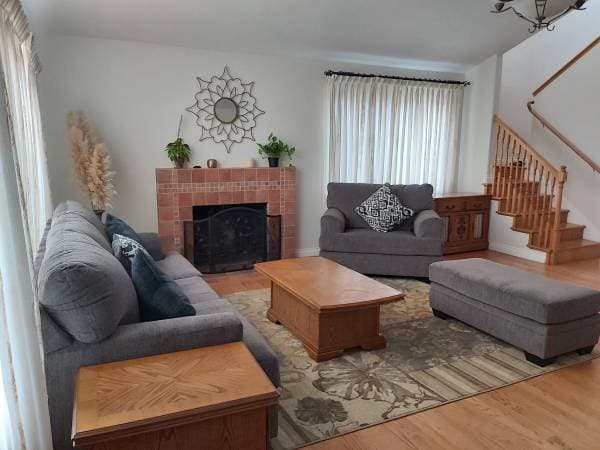 5BR/4BA Single Family House · Alameda photo 2