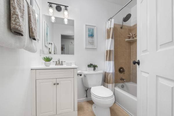 2BR/1BA Condo · Capitola photo 4