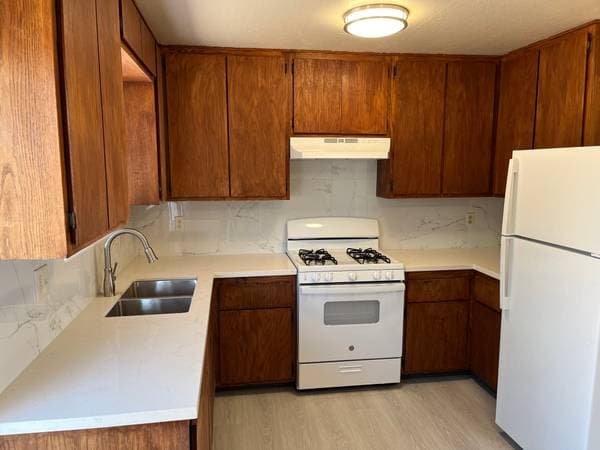 3BR/1BA Apartment · Watsonville photo 1