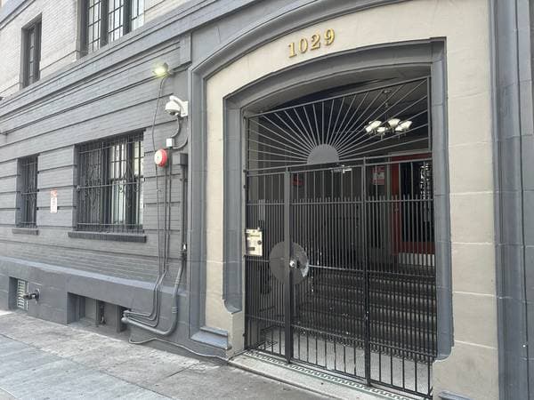 1BR/1BA Apartment on Geary · San Francisco photo 1