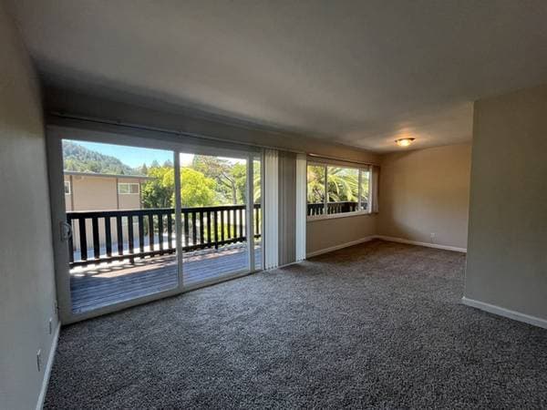 2BR/1BA Apartment · Ross photo 4