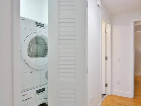 1BR/1BA Apartment on 3rd St. · San Francisco photo 2