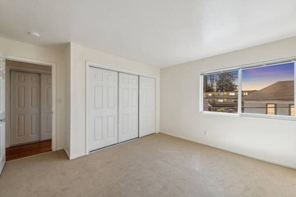 1BR/1BA Apartment on E17th. St · Oakland photo 3