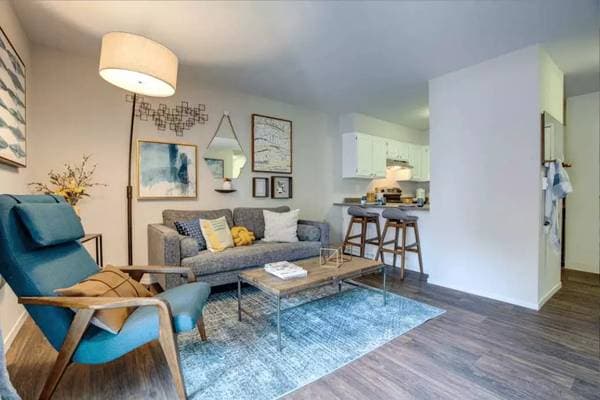 2BR/1BA Apartment on Fig Tree Ln · Pleasant Hill photo 2