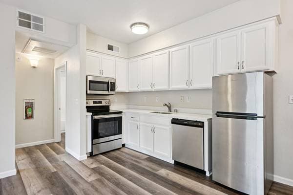 1BR/1BA Apartment on Lomitas Avenue · Santa Rosa photo 1