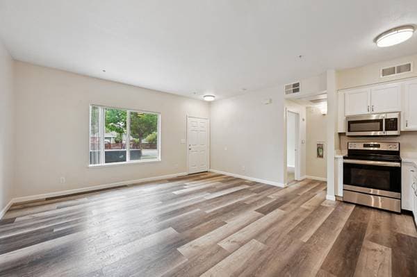 1BR/1BA Apartment on Lomitas Avenue · Santa Rosa photo 2