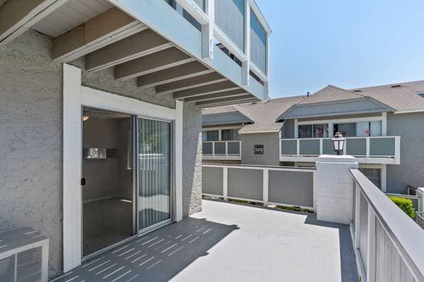 2BR/2BA Apartment on South Bascom Avenue · Campbell photo 3