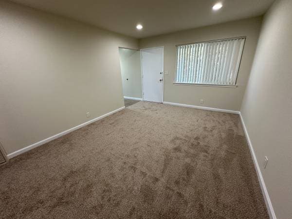 Apartments on Troy Drive · San Jose photo 5