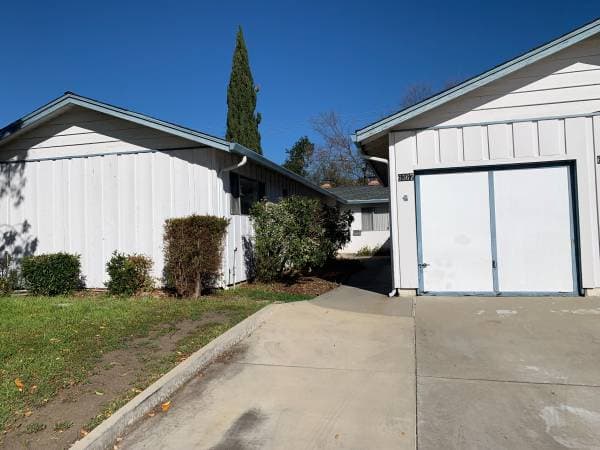 3BR/1BA Duplex · Cupertino photo 1