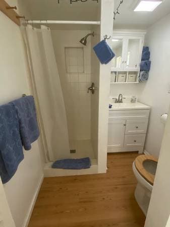 1BR/1BA Single Family House · Fairfax photo 5
