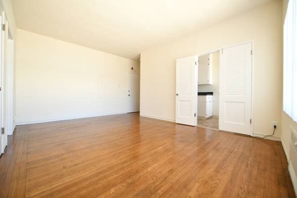 0BR/1BA Apartment on Bancroft Way · Berkeley photo 3