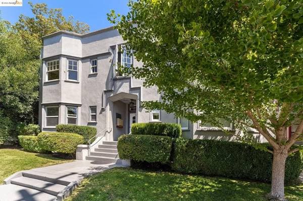 3117 College Avenue, Berkeley, CA 94705 photo 1