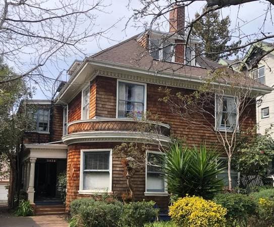 Apartments on Benvenue Avenue · Berkeley photo 2