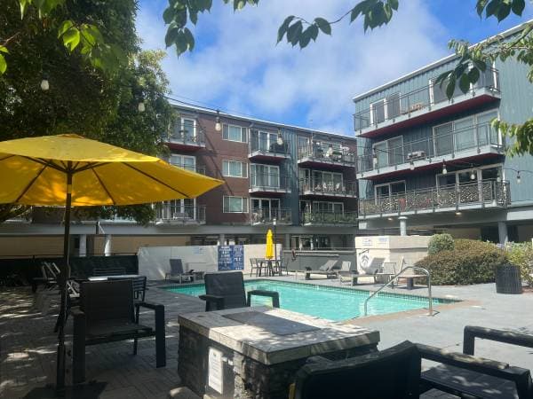 1BR/1BA Apartment · San Francisco photo 1