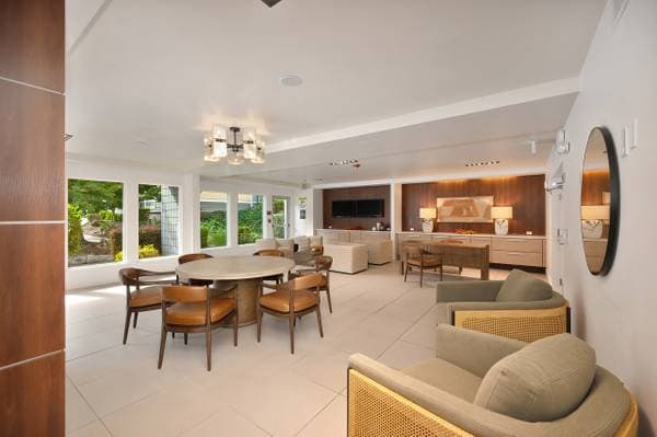 0BR/1BA Apartment on Creekside Drive · Walnut Creek photo 3