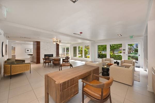 0BR/1BA Apartment on Creekside Drive · Walnut Creek photo 4