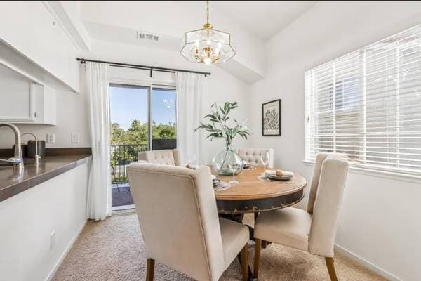 3BR/2BA Condo on Arbor Wy · Milpitas photo 4