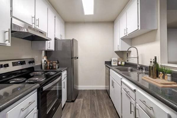 1BR/1BA Apartment on Pine Street · Martinez photo 1