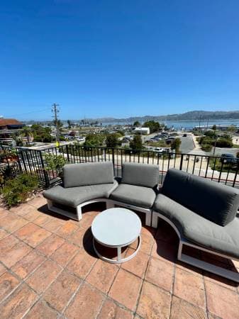 3BR/2BA Townhouse · Sausalito photo 2