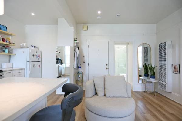 1BR/1BA Apartment · San Francisco photo 5