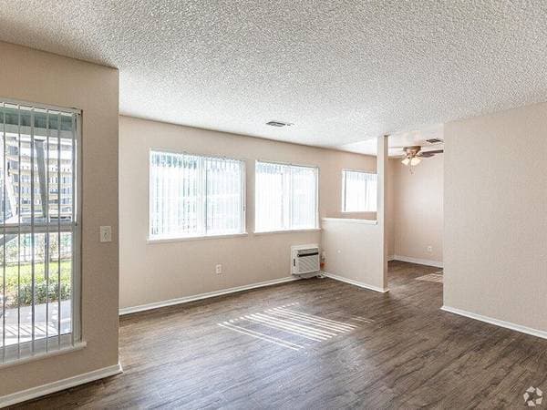 1BR/1BA Apartment on Peach Tree Drive · Fairfield photo 3