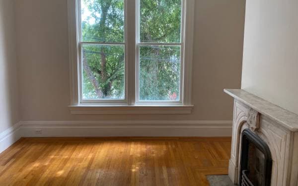 2BR/2BA Flat · San Francisco photo 5