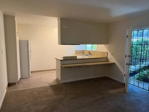 2BR/1BA Duplex on Pauline Dr. · Campbell photo 2