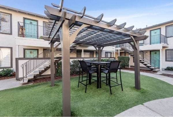 0BR/1BA Apartment on Hollis Avenue · Campbell photo 5