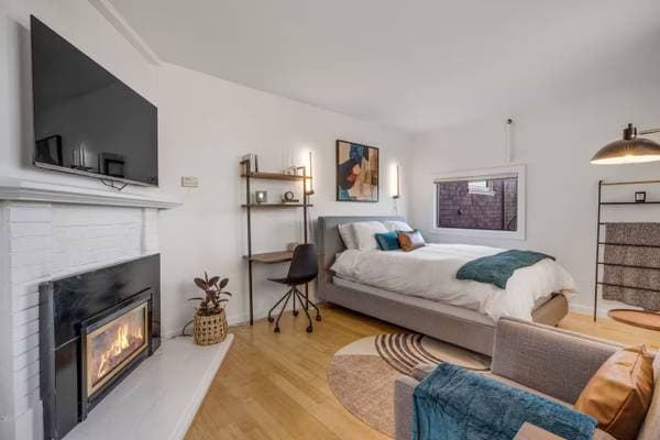 0BR/1BA Apartment on Divisadero Street · San Francisco photo 1