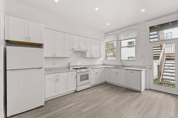 3BR/2BA Apartment · San Francisco photo 5