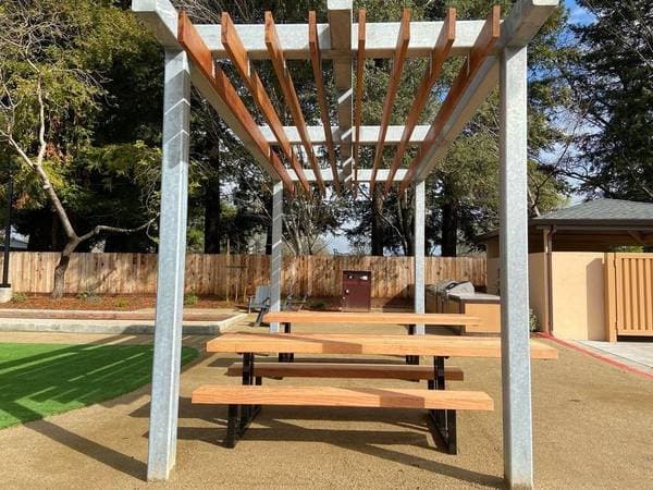 1BR/1BA Apartment on Hopper Ave · Santa Rosa photo 5