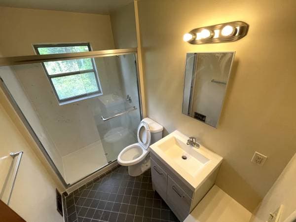 2BR/1BA Apartment · Berkeley photo 4