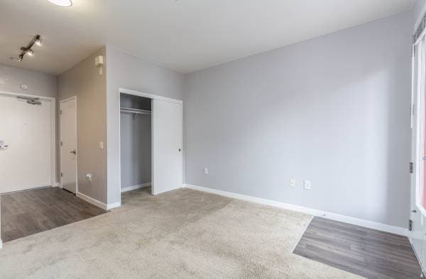 0BR/1BA Apartment · San Francisco photo 2