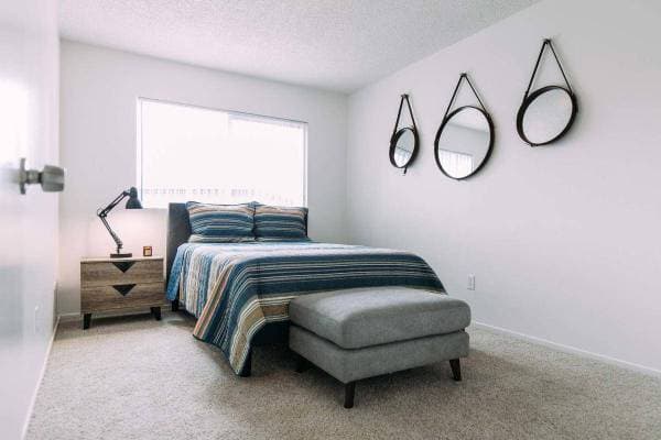 3BR/1BA Apartment on 1/2 W K St Near 5th And J Street · Port Costa photo 4
