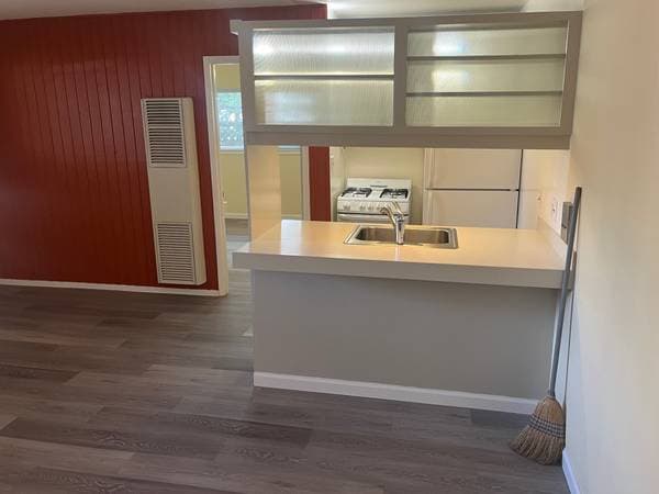 1BR/1BA Apartment · Oakland photo 2