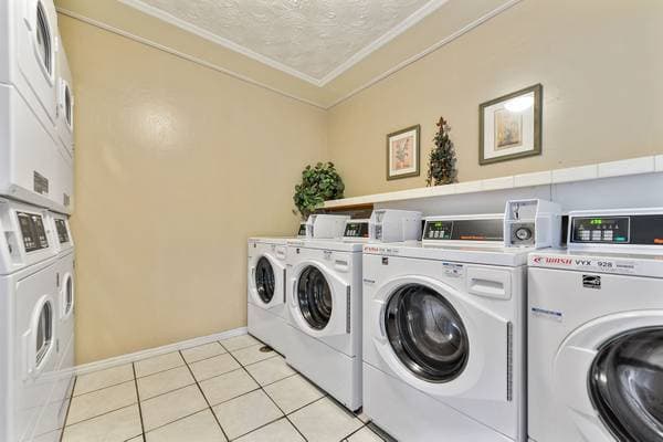 2BR/1BA Apartment on Pennsylvania Avenue · Fremont photo 3