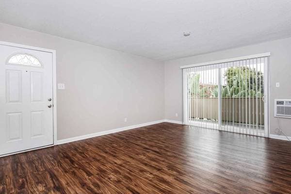 1BR/1BA Apartment on Central Avenue · Fremont photo 5